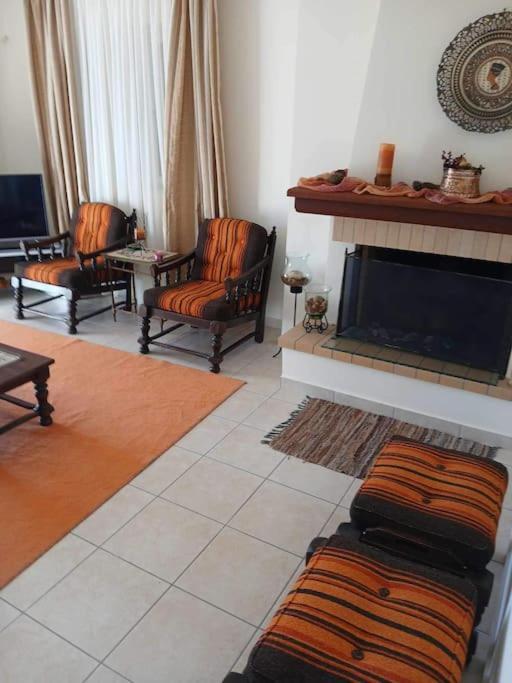 Παραθαλασσιο Σπιτι Στην Εξοχη Villa Tsakei Kültér fotó