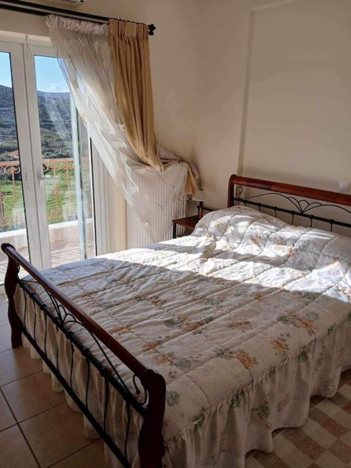 Παραθαλασσιο Σπιτι Στην Εξοχη Villa Tsakei Kültér fotó