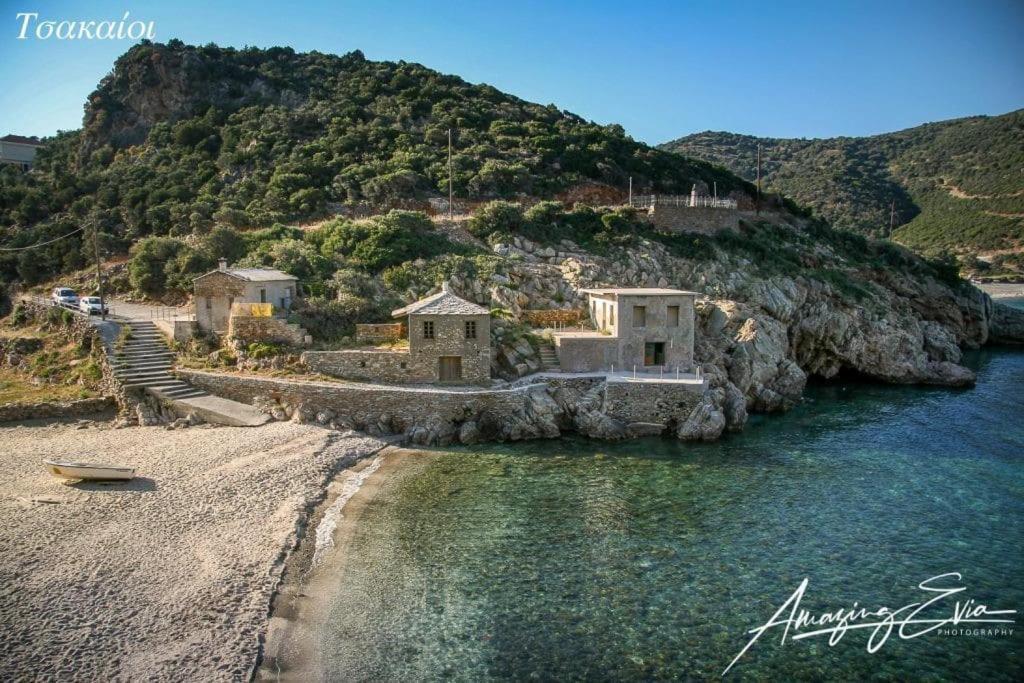 Παραθαλασσιο Σπιτι Στην Εξοχη Villa Tsakei Kültér fotó