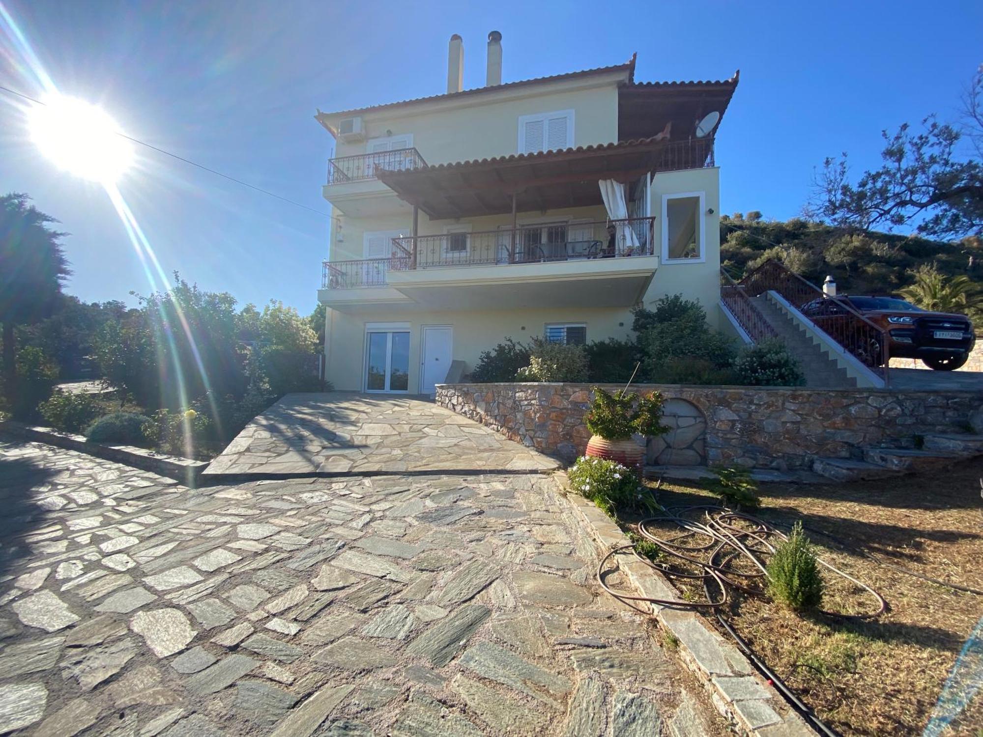 Παραθαλασσιο Σπιτι Στην Εξοχη Villa Tsakei Kültér fotó
