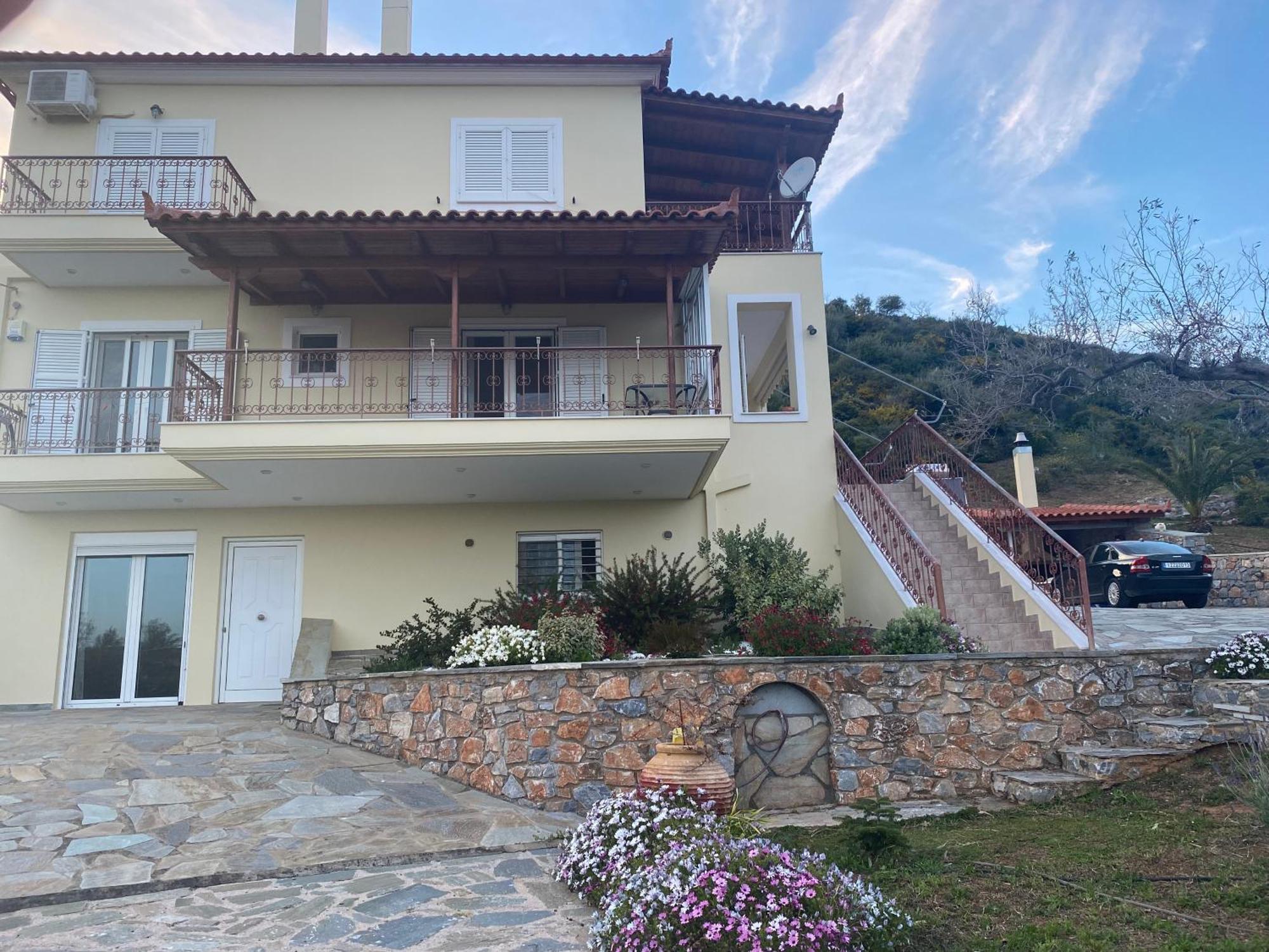 Παραθαλασσιο Σπιτι Στην Εξοχη Villa Tsakei Kültér fotó