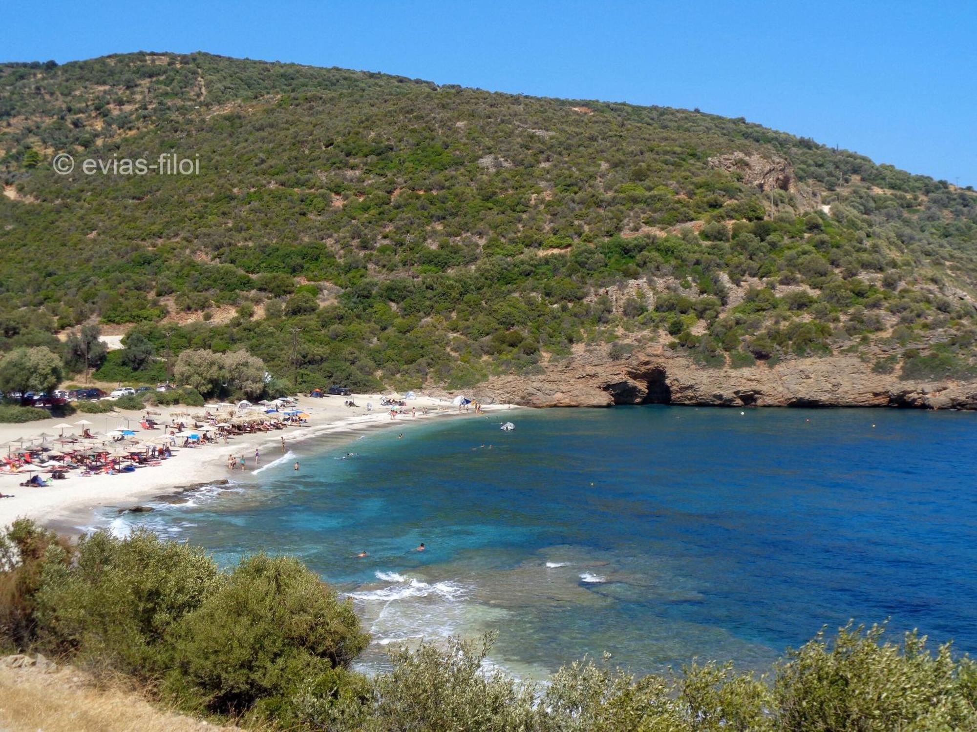 Παραθαλασσιο Σπιτι Στην Εξοχη Villa Tsakei Kültér fotó